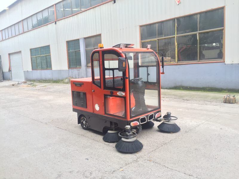 電動掃地機(jī) 電動掃地機(jī)